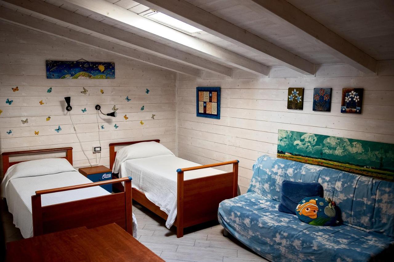Villa Con Piscina Vista Mare Santo Stefano  エクステリア 写真